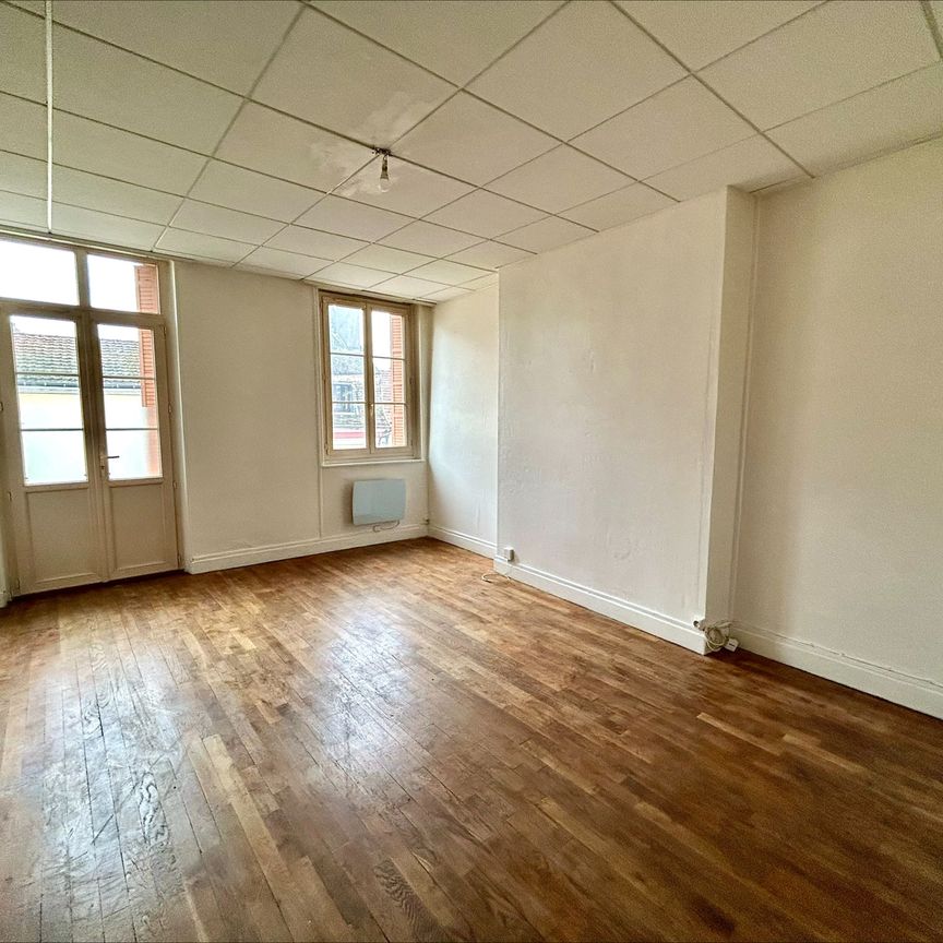 Location Appartement 4 pièces 87m² VERDUN SUR LE DOUBS 71350 - Photo 1