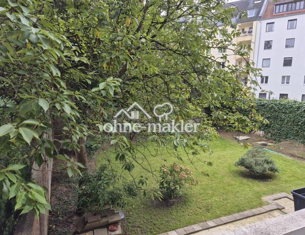 Etagenwohnung in Düsseldorf (Düsseltal) - Photo 1