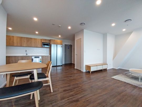 Ellerslie - Stunning 12th Story Penthouse - Photo 1