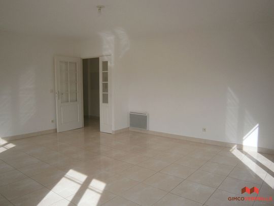 Location Appartement 2 pièces 65m² - Photo 1