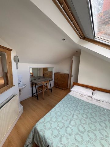 4 Bed Flat, Park Mansions, SW8 - Photo 5