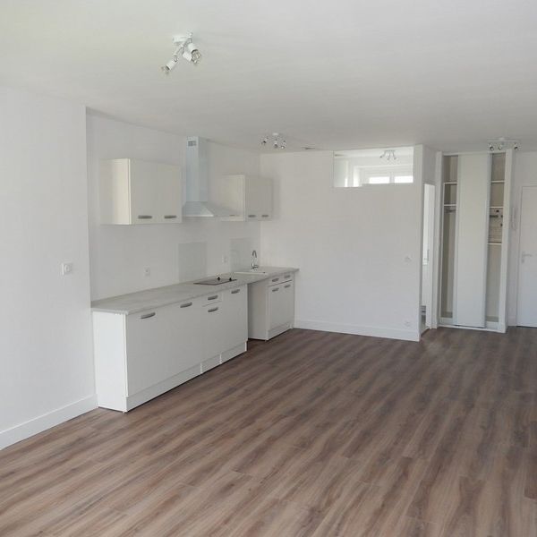Location Appartement 1 pièce 34m² BORDEAUX 33000 - Photo 1
