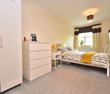 2 bedroom flat to rent, - Photo 4