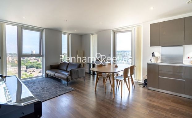 2 Bedroom flat to rent in Plumstead Road, Woolwich, SE18 - Photo 1
