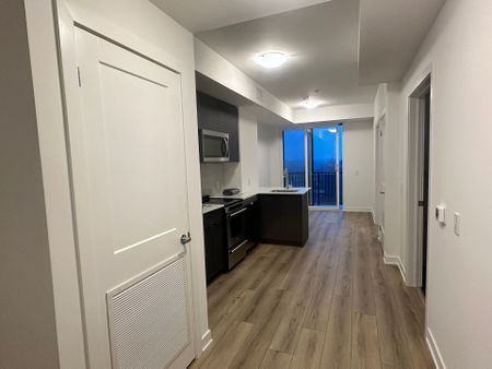 For Lease - 312 Erb Street Unit# 605, Waterloo, Ontario - Photo 3