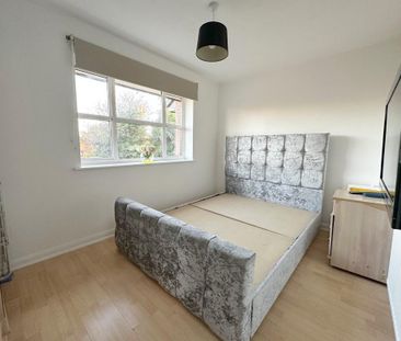 Terraced House - Photo 4