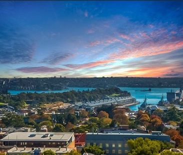 CITY FRINGE LIVING WITH STUNNING VIEWS! - Photo 6