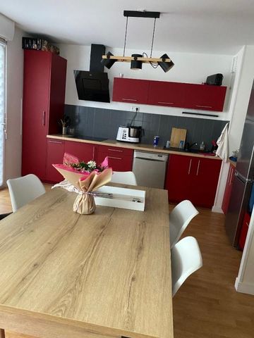 Location Appartement 2 pièces 57m² POITIERS 86000 - Photo 3