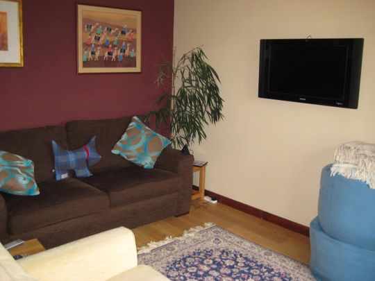 5 bedroom detached house to rent - Photo 1