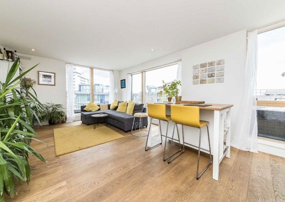 Hardwicks Square, SW18 4JY, London - Photo 1