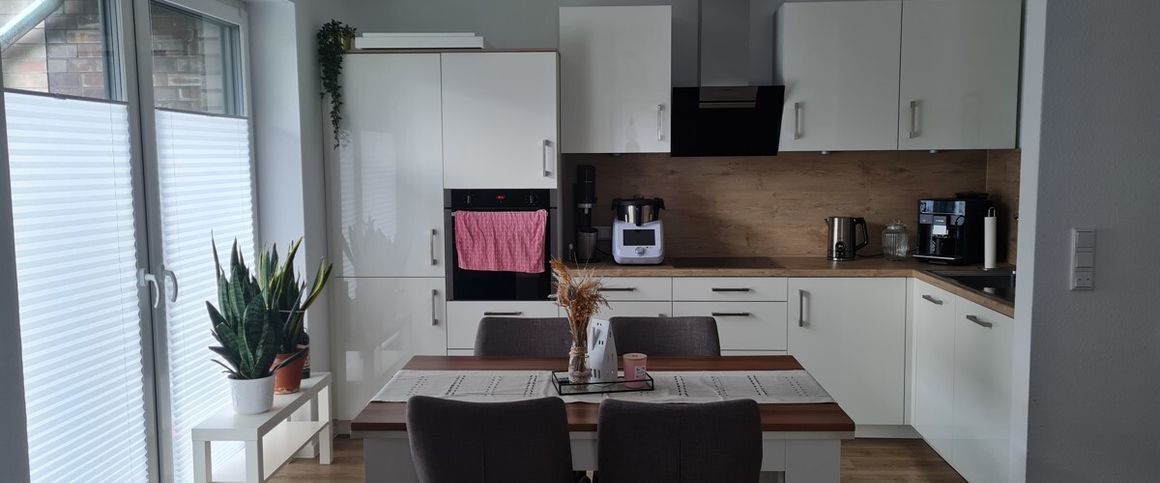 Großzügige, moderne und helle, 2 Zi. Wohnung in Westerstede! - Foto 1