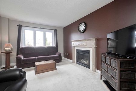 For Lease - 41 Darcel Crescent, Barrie, Ontario - Photo 4