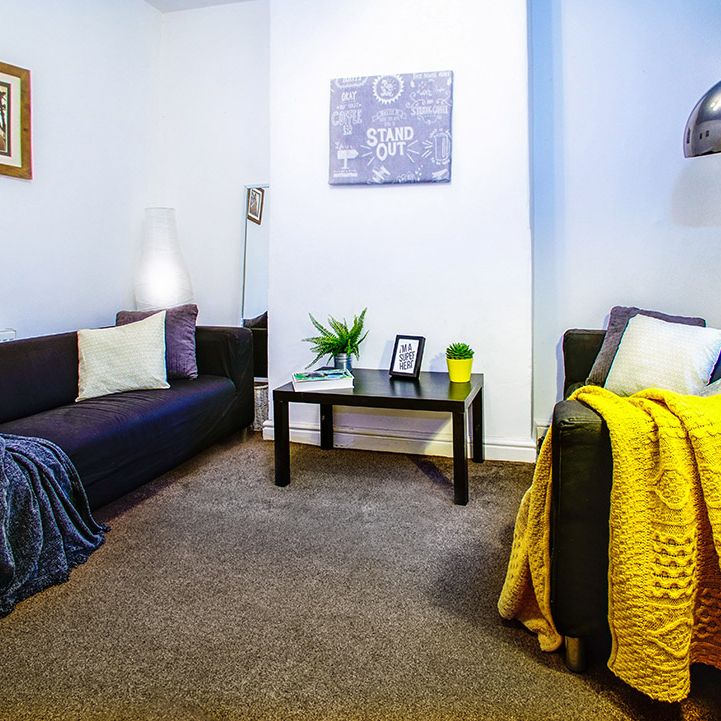 🧐 Spacious En-Suite nr MediaCity - Photo 1