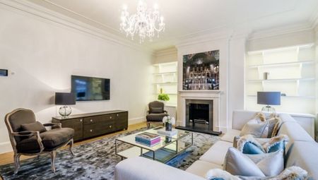 Duke Street, Mayfair, London, W1K - Photo 2