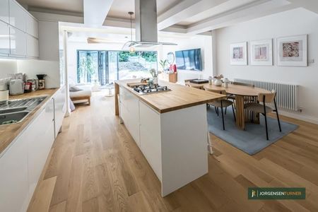 3 bedroom flat to rent - Photo 5