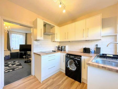 2 bedroom terraced house to rent - Photo 5