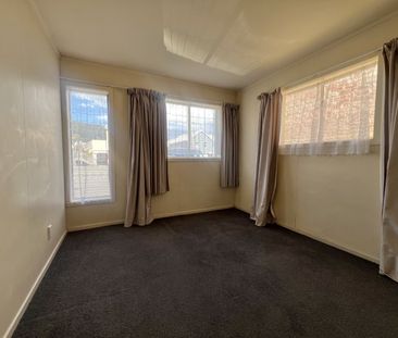 126 Harbour Terrace, North Dunedin - Photo 3