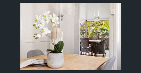 Beautiful Family Home in the Heart of Keperra - Photo 4