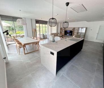 4 room luxury Apartment for rent in Salou, Spain - Photo 1