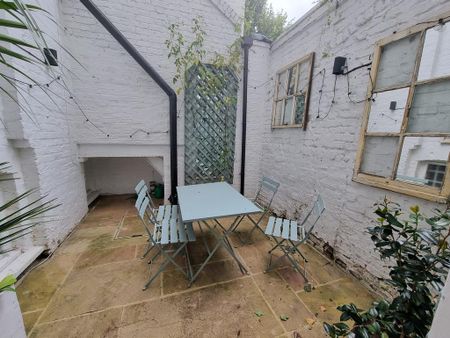 1 bedroom property to rent - Photo 2