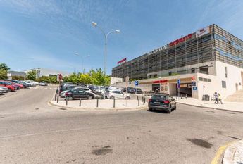 2 Bedroom Apartment with a view, Alto de Algés, Oeiras