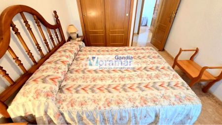 Apartamento en alquiler en Carrer de La Rioja, cerca de Avenida del Norte - Photo 5