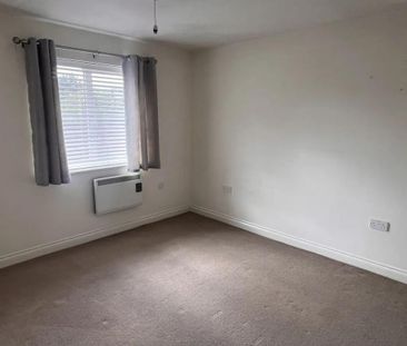 2 bedroom maisonette to rent - Photo 2