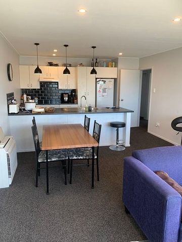 Harbour views 5 mins from CBD - Photo 3