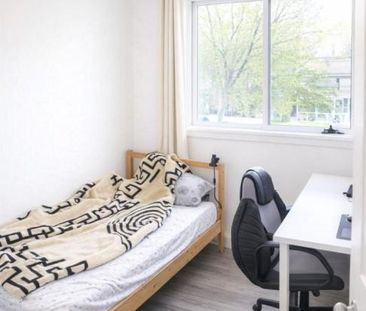 550 Rue de Brest, H7G 3R2, H7G 3R2, Laval - Photo 1