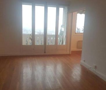 Location Appartement 4 pièces 64m² STE FOY LES LYON 69110 - Photo 5