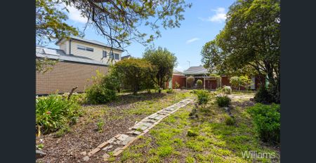 Central Sunbury Living - Available Now! - Photo 5