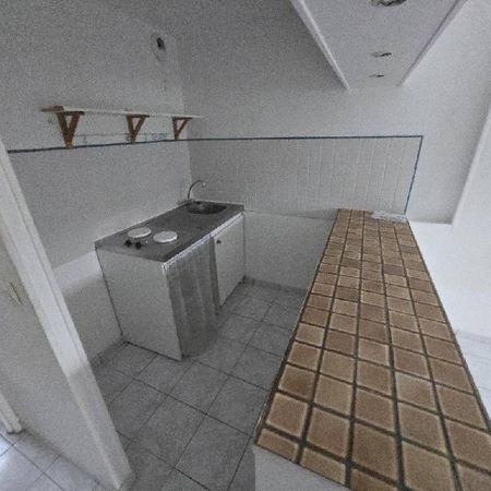 Location Appartement 1 pièce 25m² NANTEUIL LES MEAUX 77100 - Photo 3