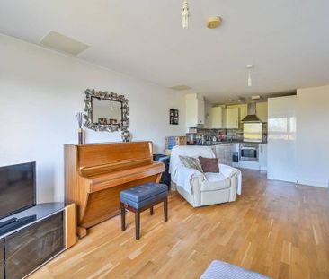 1 bedroom flat to rent - Photo 5