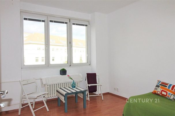 Pronájem bytu 2+1 62 m² - Photo 1