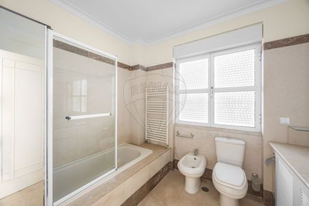 Apartamento T4 em Lisboa - Photo 3