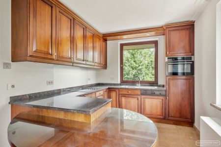 Duplexappartement met 2 slaapkamers en 2 ruime terrassen te huur in Anzegem - Photo 3