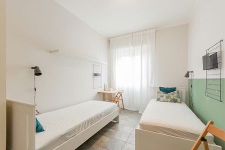 Via Marcantonio Colonna, Milan, Lombardy 20149 - Photo 3