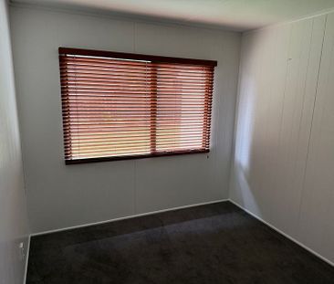 Charming 2BR Unit in Cockle Bay! - Photo 3
