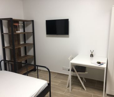 Location Appartement 1 pièce 20m² NICE 06200 - Photo 1