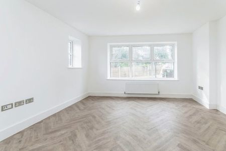 Shady Close, CR8, Property for rent - Photo 2