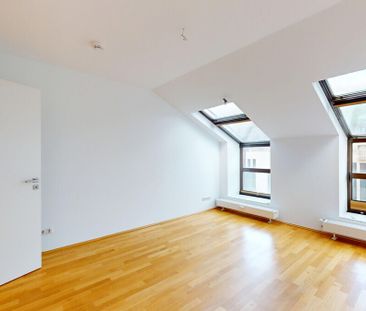 Außergewöhnliche Maisonette-Wohnung mit Sonnenterrasse über den Däc... - Photo 3
