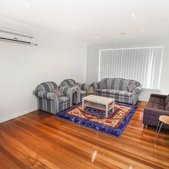 “Modern Unit Living in Craigieburn” - Photo 1