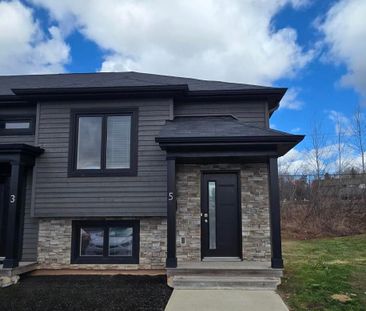 - Cinema Lane, E1A 9W1, Moncton - Photo 1