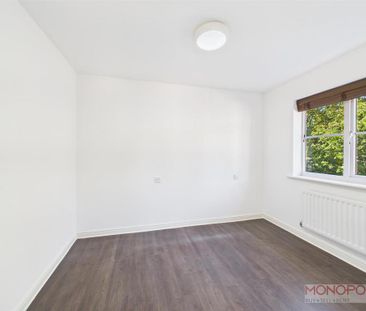 3 bedroom semi-detached house to rent - Photo 6