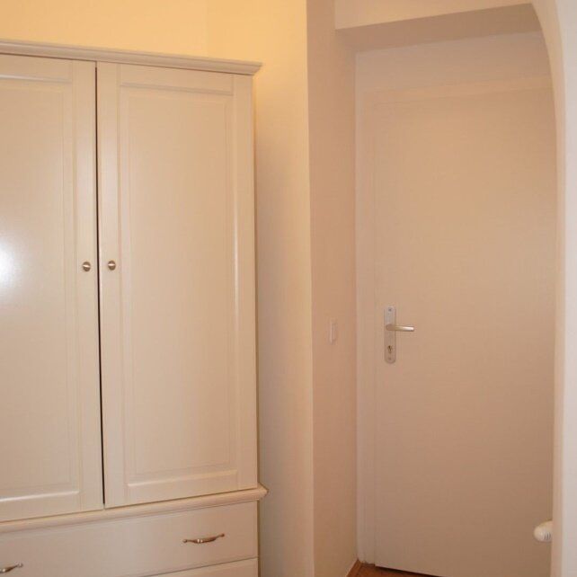 Nobel-moderne 2 Zimmer Wohnung mit KFZ-Abstellplatz - Photo 1