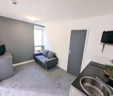 1 Beds - Apartment - - Photo 5