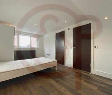 3 bedroom flat to rent - Photo 5