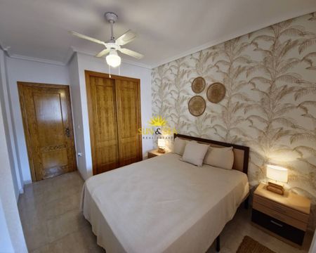 2 BEDROOM, 2 BATHROOM TOWNHOUSE - ORIHUELA COSTA - Photo 4