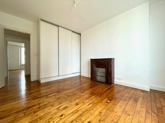 T4 - RUE LOUIS PASTEUR - 100.59 m² - Photo 1