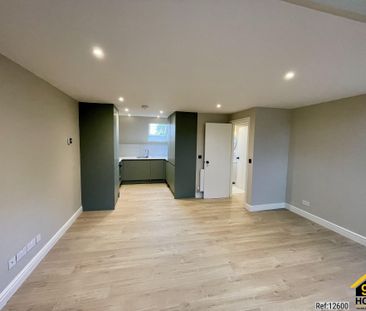 2 bed Flat in Killicks , Cranleigh, GU6 7DY - Photo 2